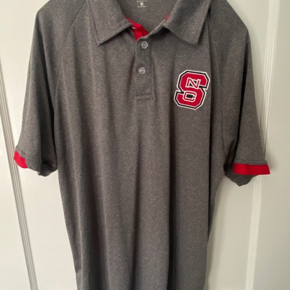 NC State Wolfpack Golf Shirt/ Med - Picture 2 of 4